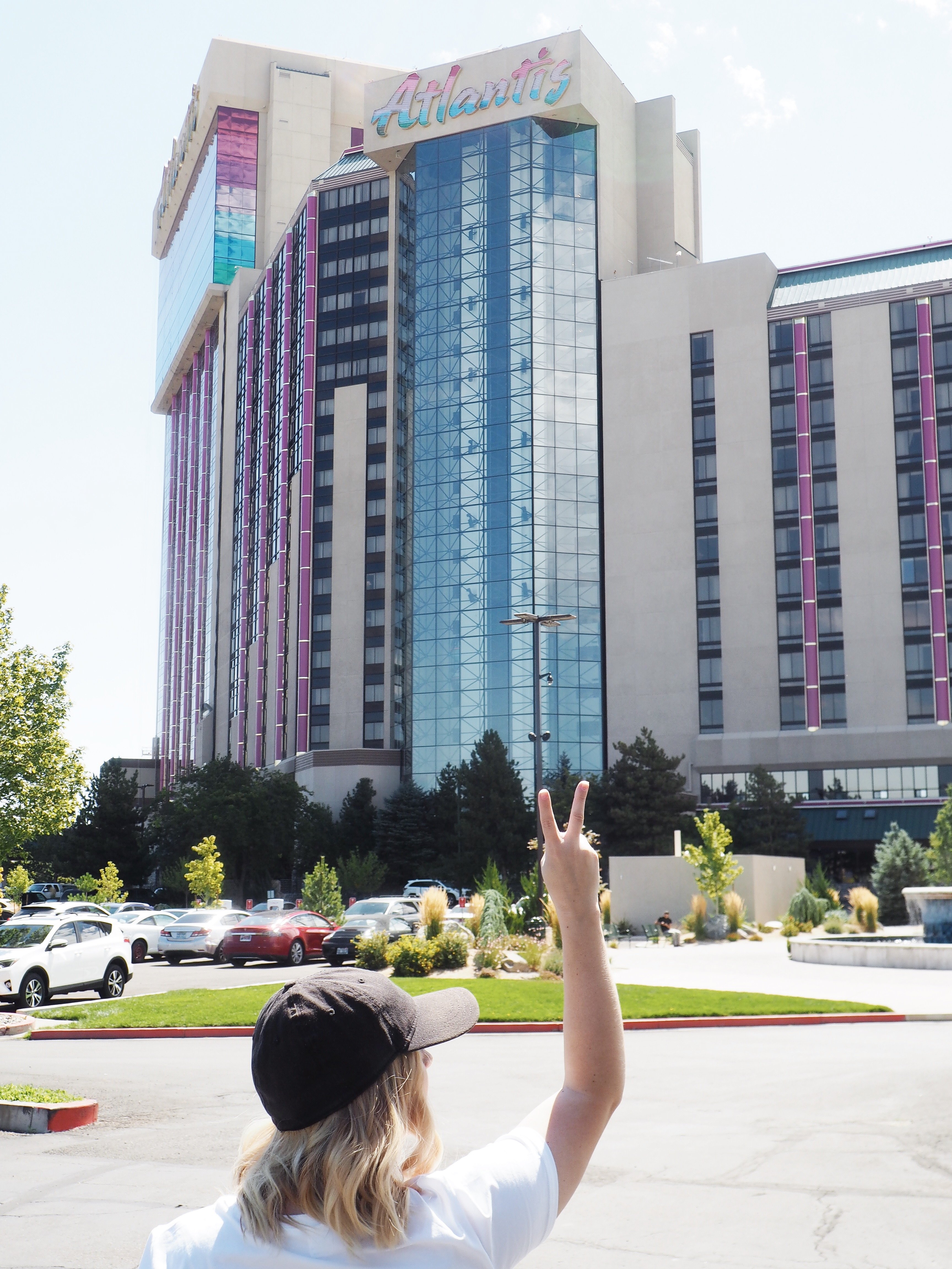 Spend a weekend in Reno's Atlantis Casino with Kelsey from Blondes & Bagels!